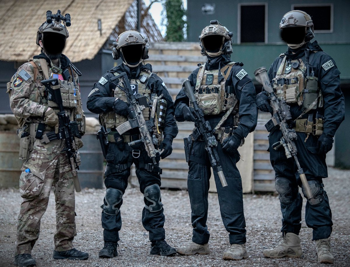 CapeSwordfishRT's tweet photo. ODA5131×JW GROM 2024
Our Motto is “Siła i Honor!(Strength and Honor)” https://t.co/4WpW28oA8A