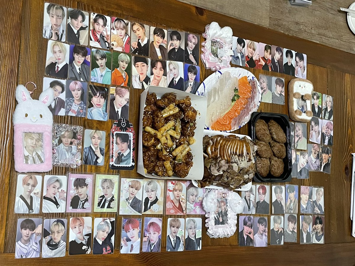 epxppss's tweet photo. 제1회 트친엠티

좋은 펙페서들과 좋은 시간🎶

윗금짱
밳금짱
밳밍짱
옝든짱 https://t.co/cs3sPh5hOq