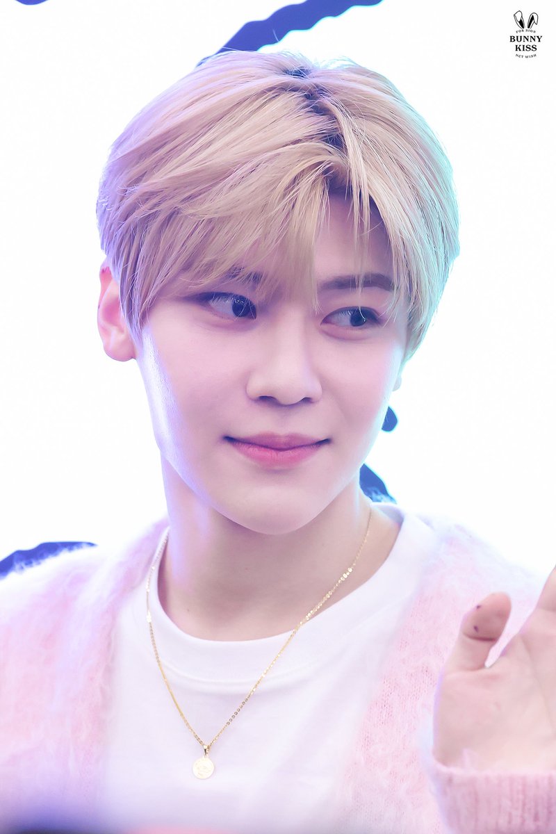 BUNNYKISS511's tweet photo. 240214
팝업 WISH STATION HQ
진짜 왕자님 같잖아👑✨💫
#SIOB #시온 #シオン #NCT #NCTWISH #WISHSTATION https://t.co/hMrwFKhdHD
