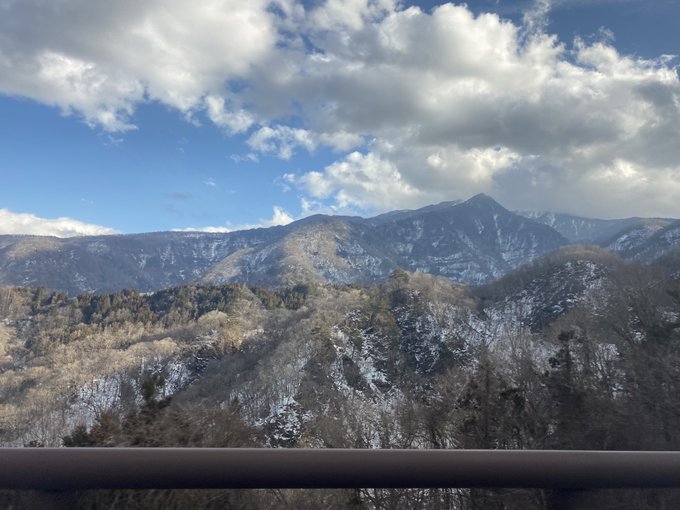 景色キレェ〜〜 https://t.co/xi3R6SOJQz<a href="/tag/%E6%BC%AB%E7%94%BB%E3%81%8C%E8%AA%AD%E3%82%81%E3%82%8B%E3%83%8F%E3%83%83%E3%82%B7%E3%83%A5%E3%82%BF%E3%82%B0"class="tags"><span>#漫画が読めるハッシュタグ</span></a><a href="/tag/%E5%89%B5%E4%BD%9C%E7%94%B7%E5%A5%B3"class="tags"><span>#創作男女</span></a><a href="/tag/%E5%A5%B3%E6%80%A7%E7%94%A8%E9%A2%A8%E4%BF%97"class="tags"><span>#女性用風俗</span></a><a href="/tag/%E8%A3%8F%E6%81%8B"class="tags"><span>#裏恋</span></a><a href="/tag/%E6%9C%A8%E3%83%8E%E4%B8%8A%E4%B8%87%E7%90%86%E5%92%B2"class="tags"><span>#木ノ上万理咲</span></a><a href="/tag/%E3%82%B4%E3%83%BC%E3%83%AB%E3%83%87%E3%83%B3"class="tags"><span>#ゴールデン</span></a>