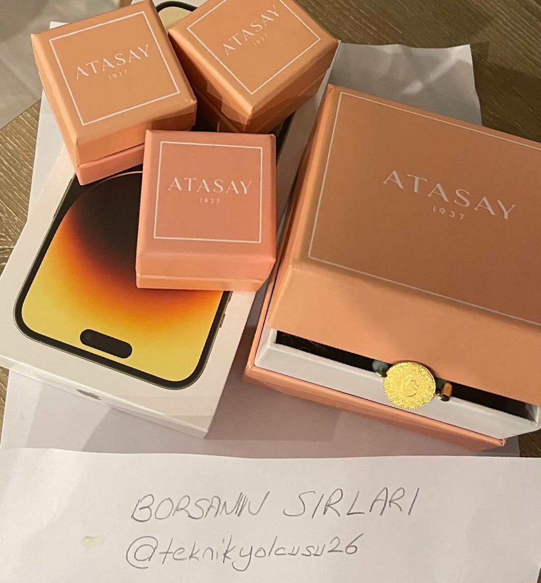 Takas0900's tweet photo. BU GECE Hediyesi tam 4 kişi daha seçip ₺50.000 ve ALTIN  gönderiyorum.

İbanı alacagım

4 Kişiye iPhone 15 promax 🔔🔔🔔

Katılmak için Yoruma mutlaka  @teknikyolcusu26 yazın yeter dostlar 

Gece gönderimler bitmiş olur 

#megmt #kboru #Cates #astor #tcell
#reedr #kboru #kzgyo https://t.co/OVTBRtRby3