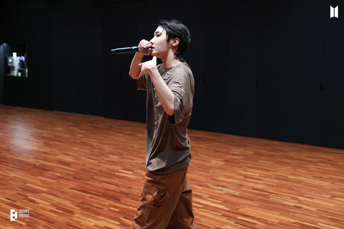 btspicstwt_'s tweet image. [📸 PHOTOS] 2024 #Jhope DAY (1/4) 

#HAPPYBIRTHDAYJHOPE