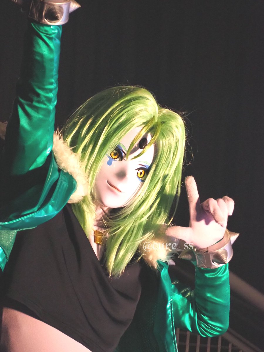 cure_ss's tweet photo. バッタモンダーが近い席だったので໒꒱
#ひろプリ感謝祭 https://t.co/lXgy4yqIXs