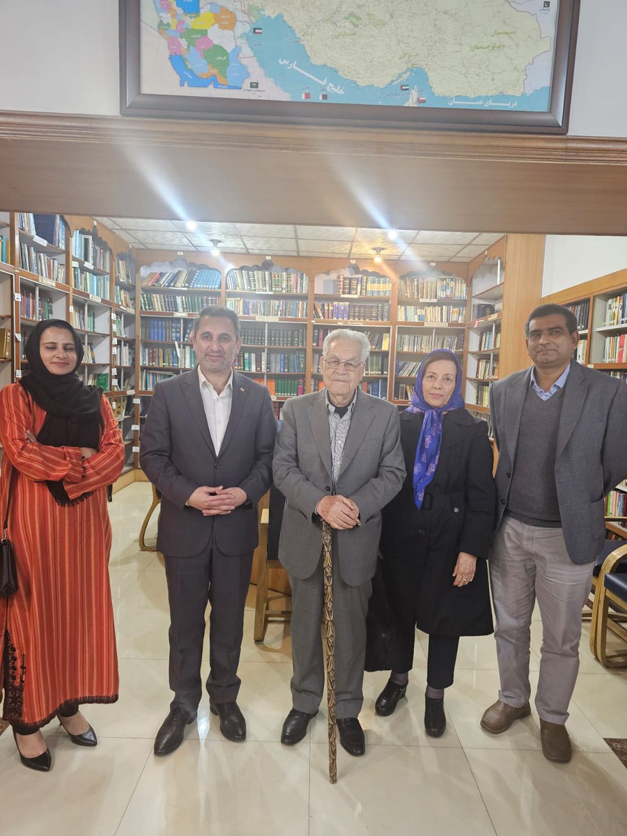 IRCC_LAHORE's tweet photo. Prof. Dr. Yousef Sobouti the renowned Iranian astrophysicist, theoretical physicist and founder of the Institute for Advanced Studies in Basic Sciences in Zanjan, Iran visited Khana Farhang Iran-Lahore-the Cultural Centre of Iran-Lahore. 

#zanjan
#Iran 
@RonasJafar https://t.co/8Kf6Hz5q45