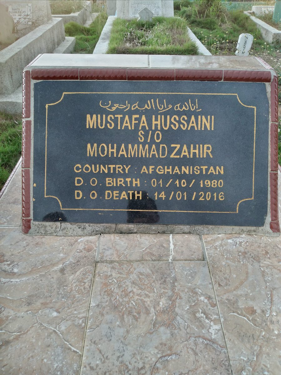 zhrans753's tweet photo. So many Hazara refugees lost their in indo, they were buried with their dreams. Please don't allow other refugees face the same destiny.  #End12YearsInLimbo_Indonesia https://t.co/hc62oScXub