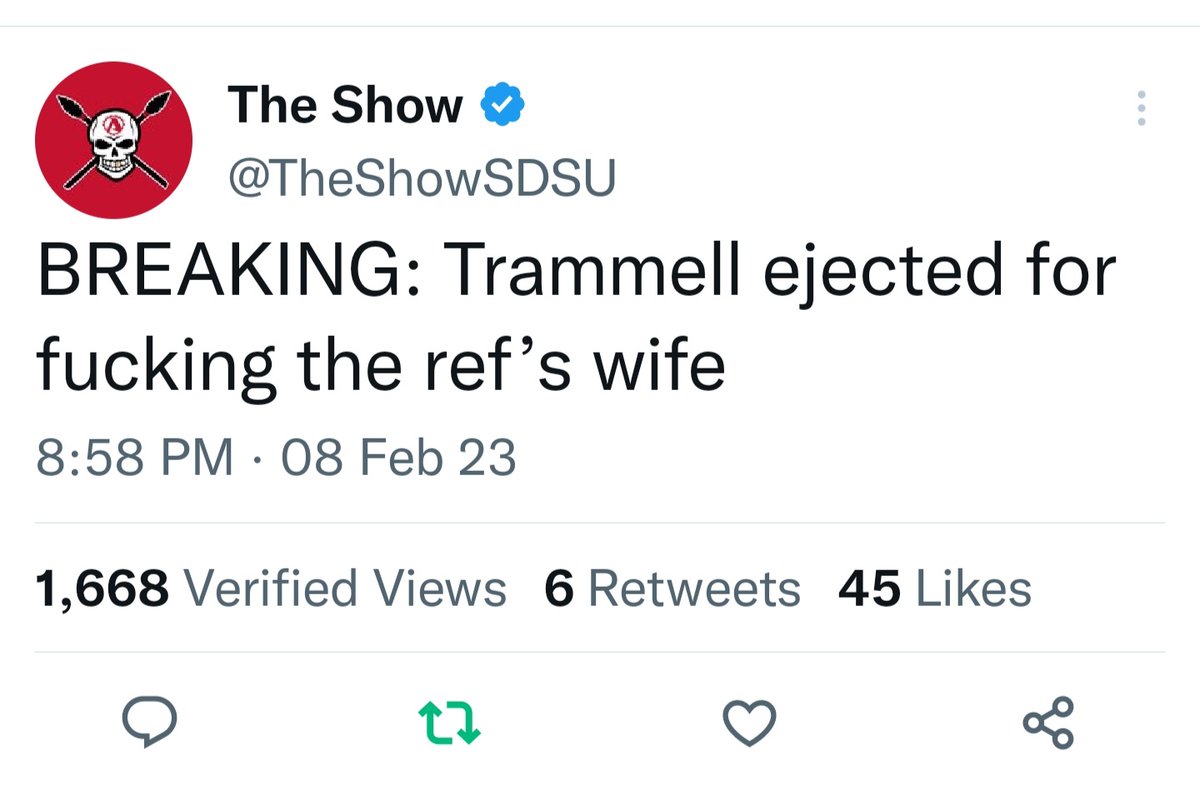 Garylee4912's tweet photo. Last time Aztecs went to Utah State. Back this Tuesday. Why does this tweet kill me every time? Never change, never change @TheShowSDSU 😂😂😭 #Aztecs #TheShow #FuckUtahState 🔴⚫️ https://t.co/DoDm80CQzY