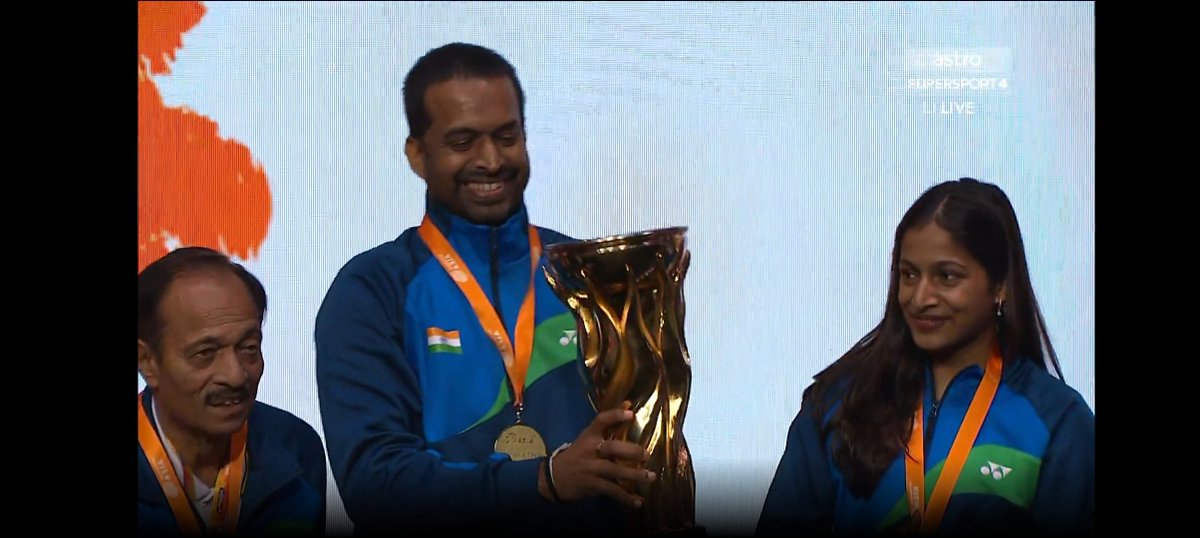 HimanshMittal4's tweet image. Gopichand is the true Indian grown World Class Coach who proves that home grown coaching setup can success. India will forever be indebted to him.

#BATC #Badminton #Badmintonindia #Badmintonasia #BadmintonAsiaTeamChampionships #Gopichand #Sindhu #Champions