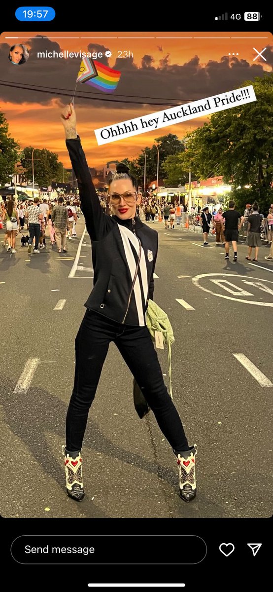 Here we go again <a href="/michellevisage/">Michelle Visage</a>  #BACKBACKBACKAGAIN #RuPaulsDragRace #Downunder <a href="/RuPaulsDragRace/">RuPaul's Drag Race</a> #Pride