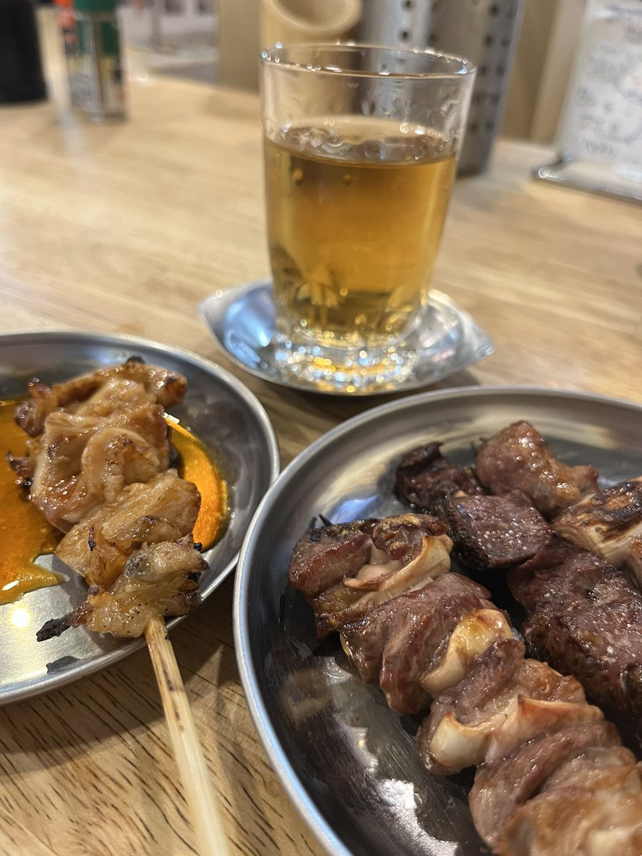 vfk_24kuni's tweet photo. 明日から真面目に働きます😐
だから、、、、
・梅割り
(金宮焼酎&梅シロップ)
・ホルモン in the dark
#今夜だけは
#誰だってそうだろう
#僕らにとって自由とは何だ
#愛でうめつくして
#数え切れぬ騒ぎ出す想い
#デロリアンを探して
#nowiseverything https://t.co/jqIiW3BDWj