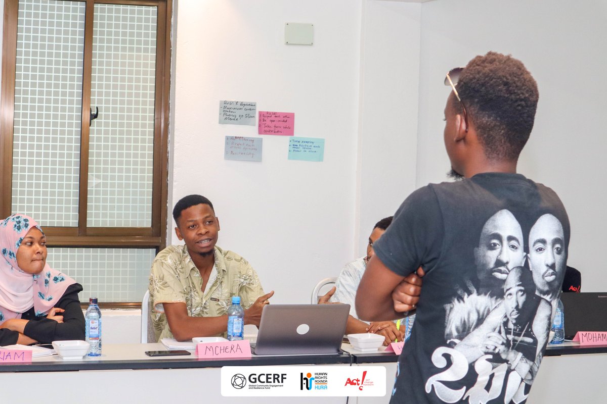 Huria_KE's tweet photo. Day 2 of Social Media Innovation LAB was a moment of leveling up by exploring art and entertainment as a means of conveying positive narratives for countering hate speech and polarization.

#usalamadigitali #tujengejamiithabiti #achagunshikamic

@theGCERF @NCTC_Kenya @tendasasa https://t.co/Jb7tsdf5Md