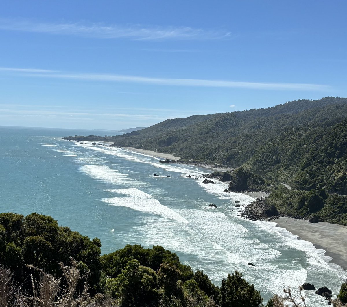 schroeder_ann's tweet photo. New Zealand. #FunHikes https://t.co/j8aXtDhkWr