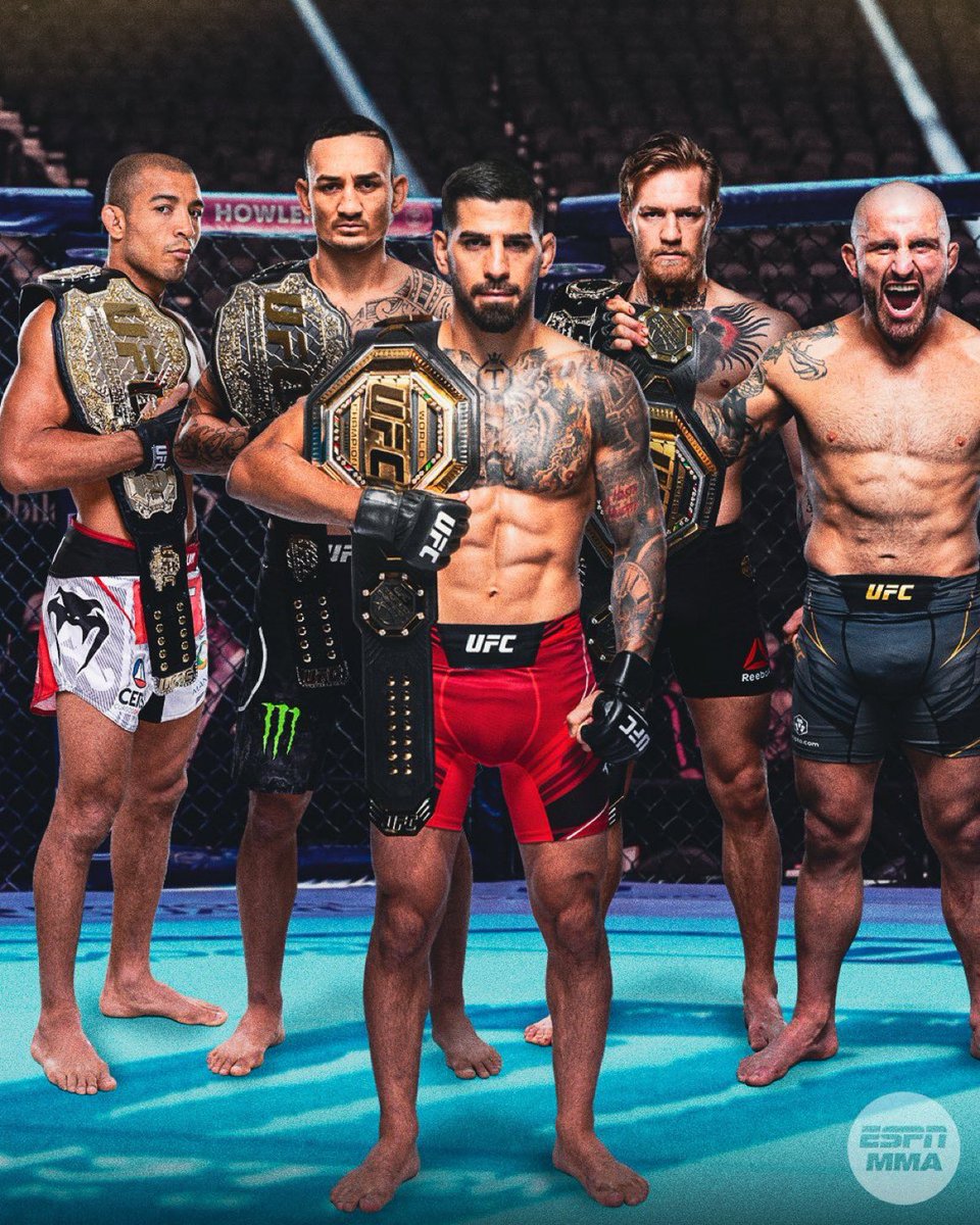 MMAUNCENSORED1's tweet photo. Ilia Topuria is now the fifth  undisputed featherweight champ in #UFC history  🏆 https://t.co/dbTyrCMX4l