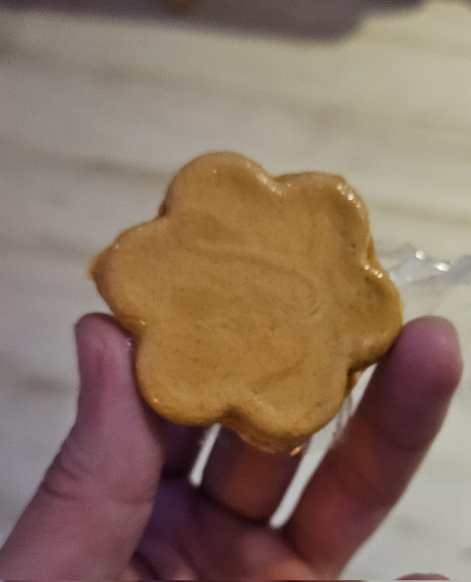 나 달고나 좀 친다