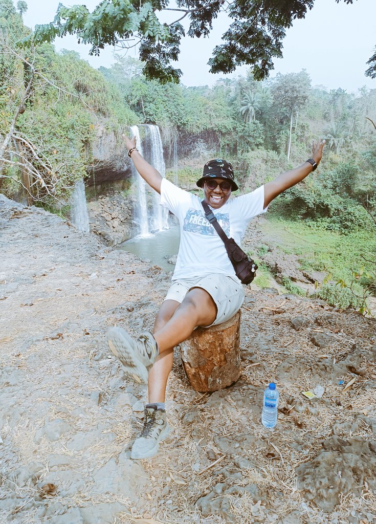 Took a break frm work to visit d 7Sisters, we met only 6...even Nature isn't Naturing😩
#WorkHardPlayHarder
#AgbokimWaterFalls