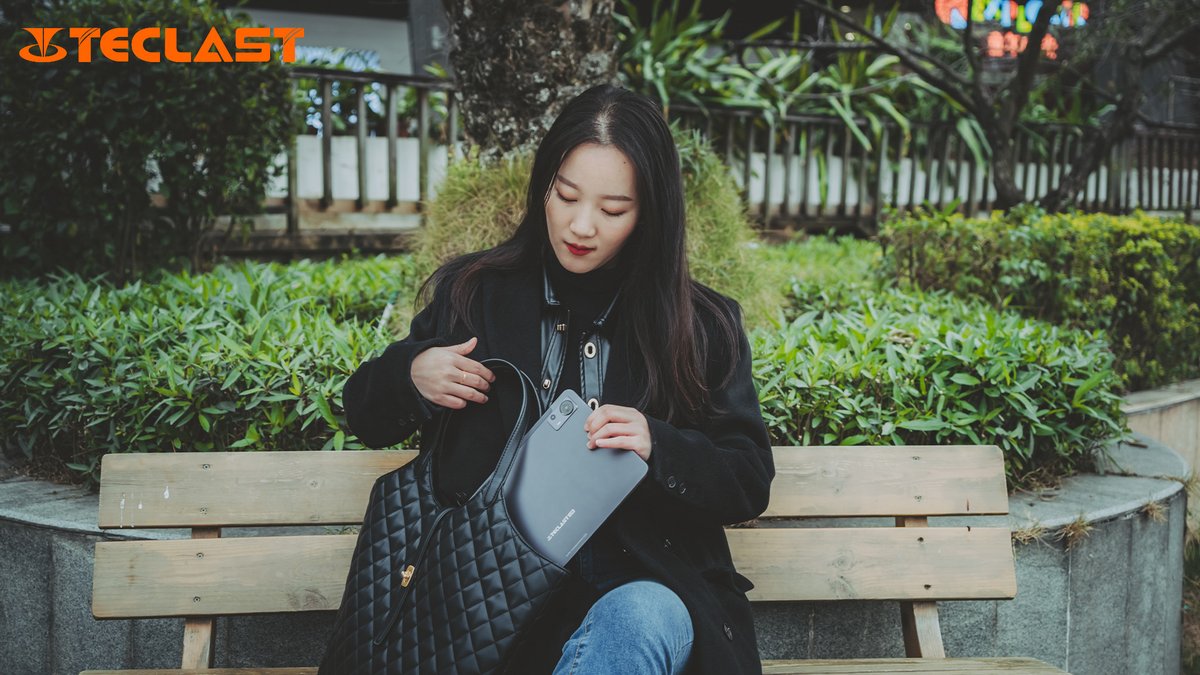 TeclastOfficial's tweet photo. Take your world on the go with the ultra-portable Teclast tablet. Light in your bag, but heavy on features, it's the perfect travel companion for work, play, and everything in between. ๐โ๏ธ
Get Yours at https://t.co/5X9uvDkdDL
#Teclast #UltraPortable #teclastlife https://t.co/OiqfZDA85R