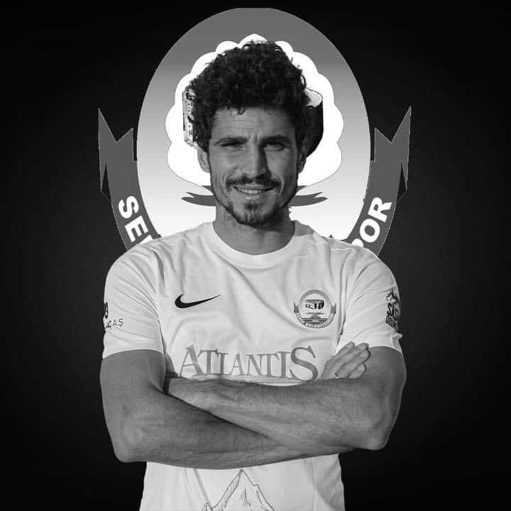 Kanser teşhisi konulan eski kaptanımız Mümin Talip Pazarlı vefat etti. Allah rahmet eylesin. Başımız sağ olsun.