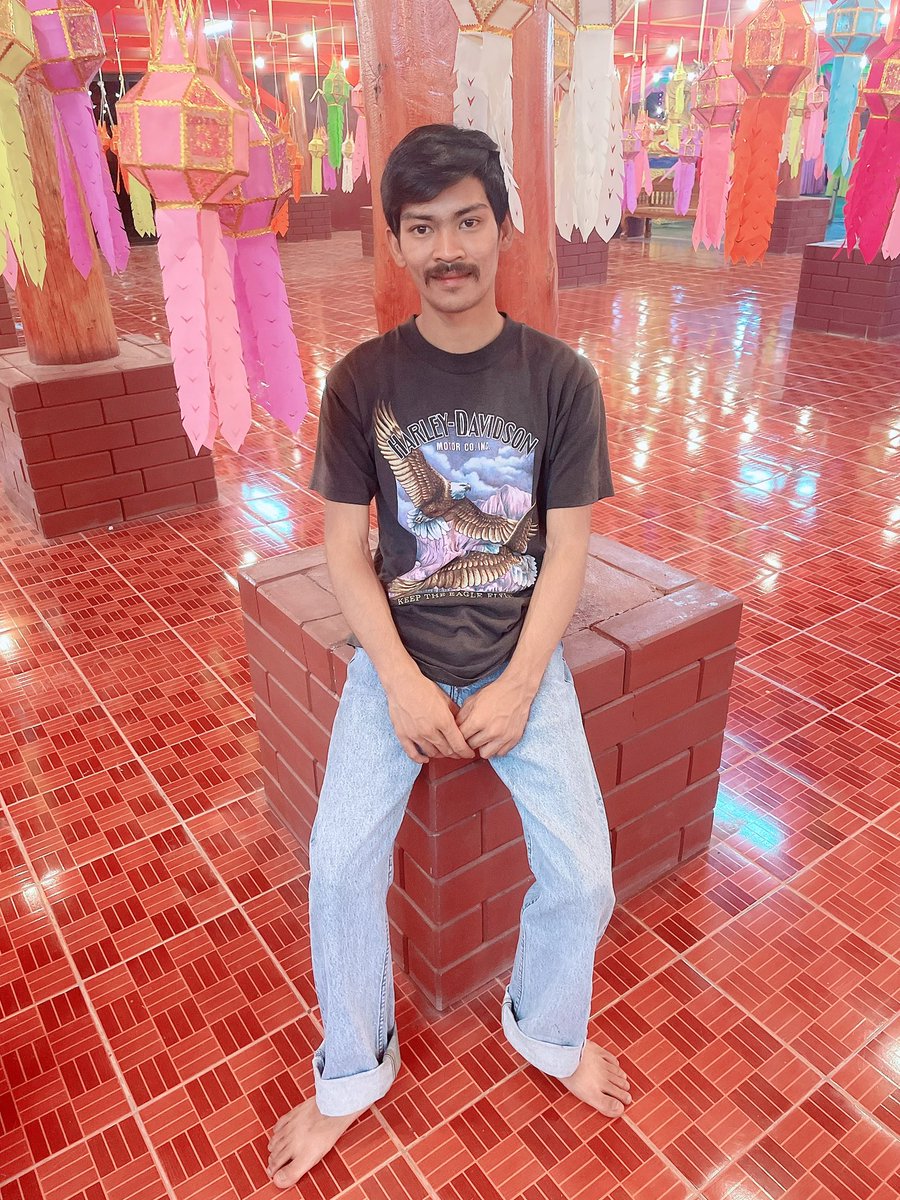 Misfew15537's tweet photo. เหงาๆไปไหนได้บ้างงง #ปากท่อ #ราชบุรีนัด https://t.co/ghhxDiIS9u