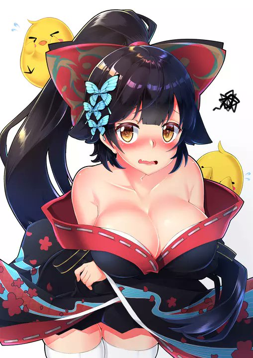 *hold my kimono tight and blush heavy as the commander is staring*

"c-commander?! Y-you pervert, moron!!! Don't look at me you baka!! I have a clothes malfunction!!"