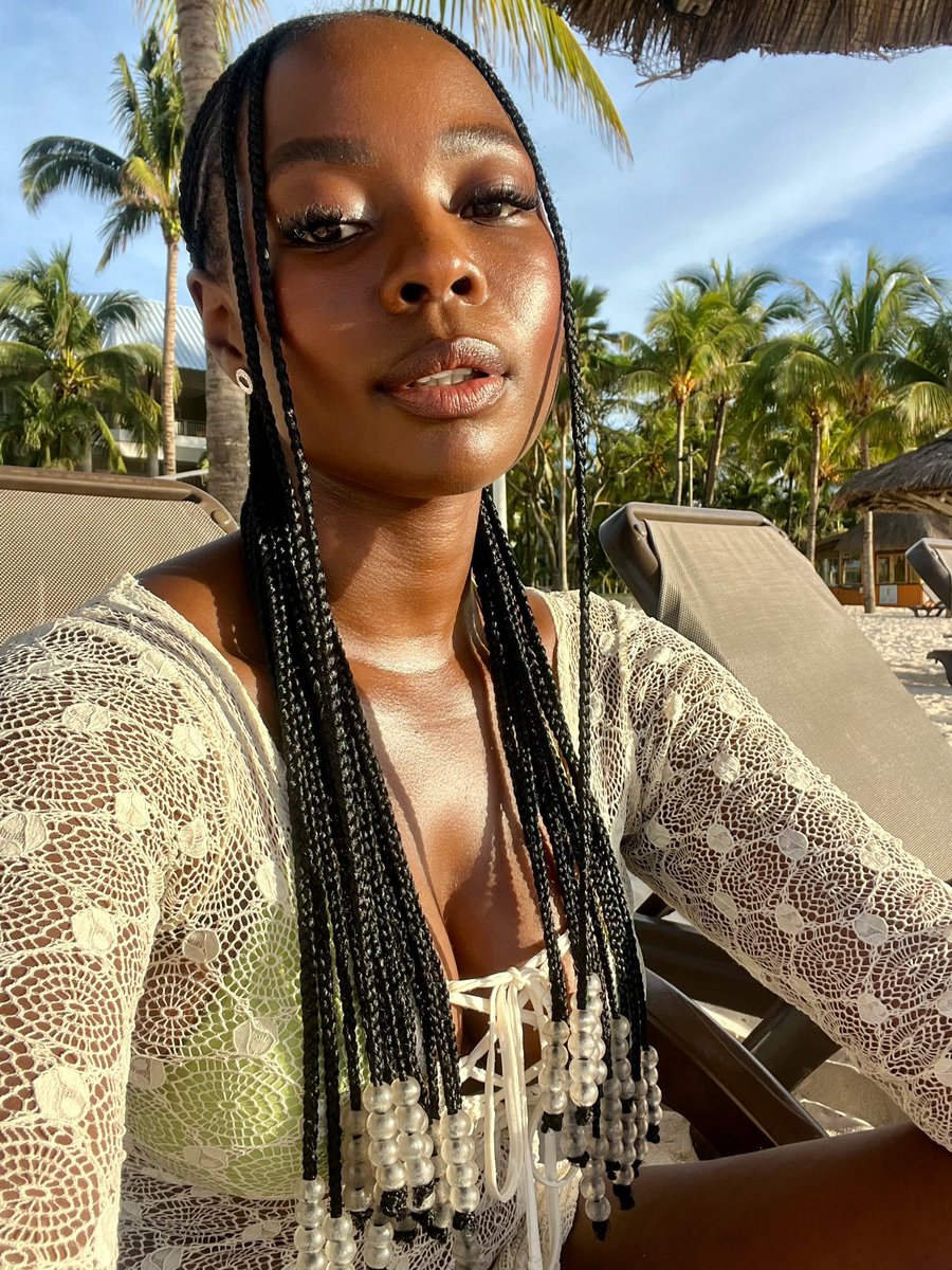 LadyNam_BM's tweet photo. I come back, and greet you all in the name of my new tan.

Raw, unfiltered, well fed Dark Skin Magic 🪄 https://t.co/7y05kLSp16