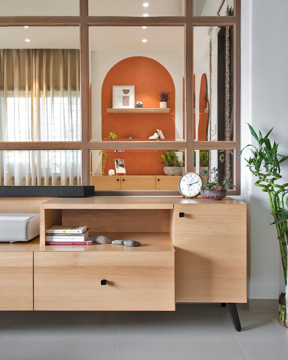 Dperspective_'s tweet photo. Modi Residence, 2.0 by @HertzArchitects  , is a 9500 sq. ft. home in Gurgaon made an approach towards peculiar lifestyle and design expertise.

📸: Tejas Shah
🔗: https://t.co/jZJI0z1HA4

#designperspective #vadodara #interiordesign #interiordesigner #residentialdesigns https://t.co/fizMKh1Alx