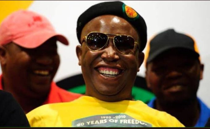 Rekwele1's tweet image. So are we really going to  ignore the fact that  maqabani ka thambo wanted to change their names to tintswalo few weeks back?ya go sepela ke godi bona 🤔 #helpmeunderstand