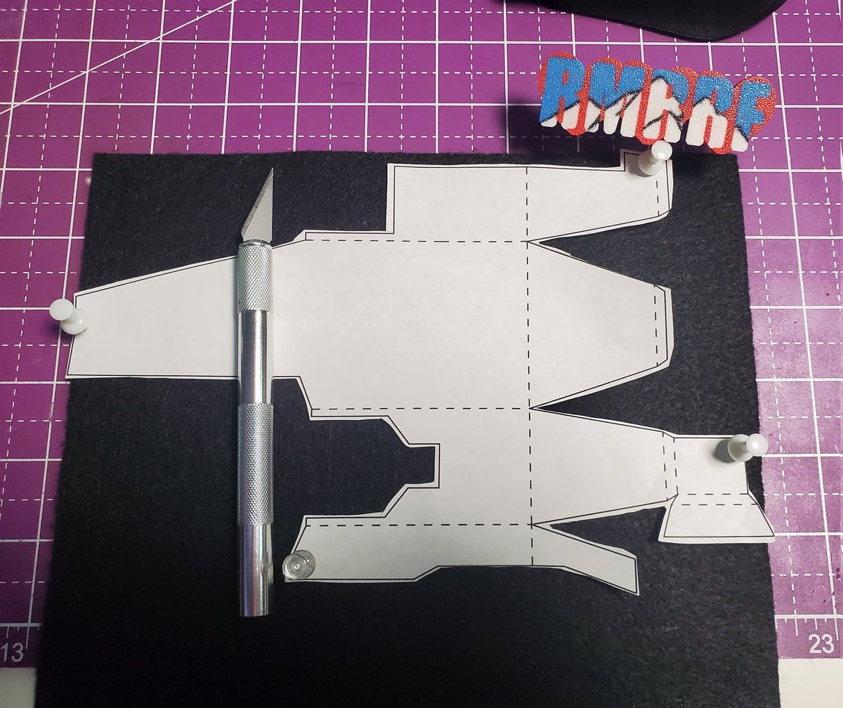 DaddyWazzy's tweet photo. I have no idea what I'm doing. But this seems like it will work. #maker #3dstuff #3Dprinting https://t.co/nzpVP9zSyv