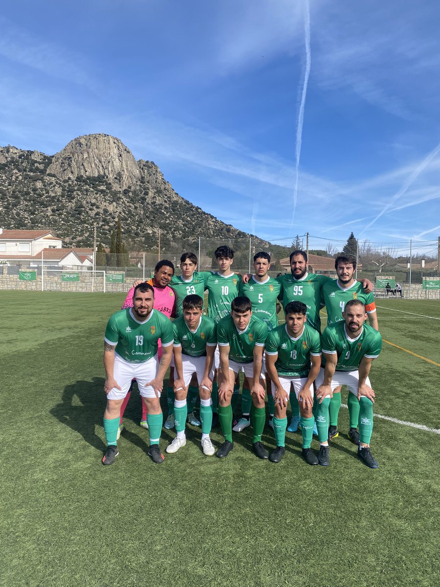 VILORIO_IX's tweet photo. Muy orgulloso de vosotros. Primera victoria como entrenador en el 1º equipo de mi pueblo.
Vamos para arriba, confiamos 🟢⚪️
#GoVerdes💚🤍 https://t.co/NhQuQk7vxk