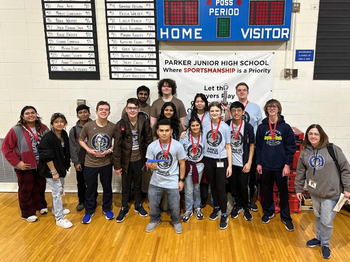 WEGORobotics's tweet photo. Congrats to Coffee Beans who won the Judges' Choice award and to Rookie Cookies on the winning alliance and going to state! https://t.co/MutQK4Ft6b