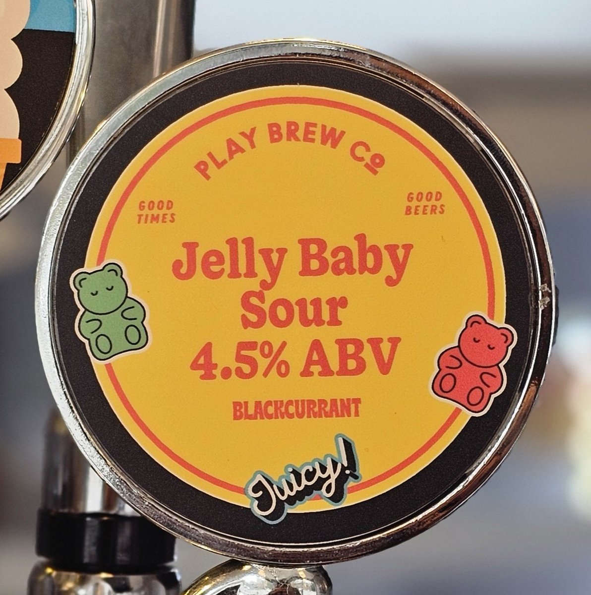 🍺 FRESH BEER 🍺 @PlayBrewCo Jelly Baby Sour View all the beers on tap now & coming soon, visit our website (link in bio). #craftbeer #aigburth #vegan