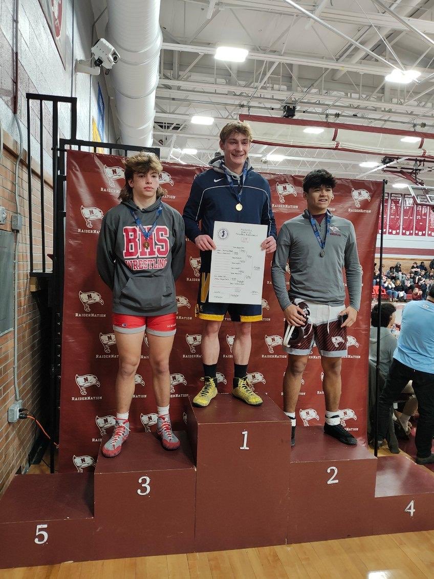 bloomfieldwres1's tweet photo. Congratulations to Trevor Frantantoni for his third place finish at District 10. @07003schools @bengalinfo @07003BHS https://t.co/FlFpjw8d7G