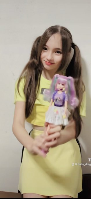 Twitterのコスプレ画像16