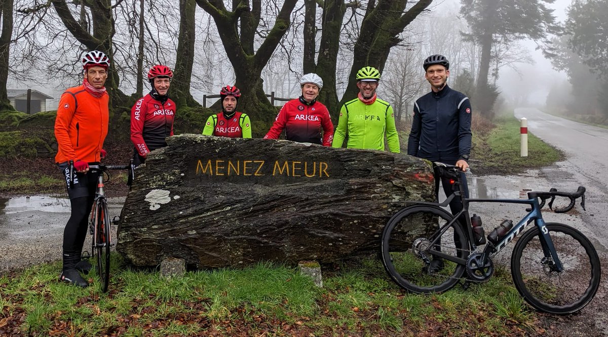 CLUB TEAM ARKEA tweet media