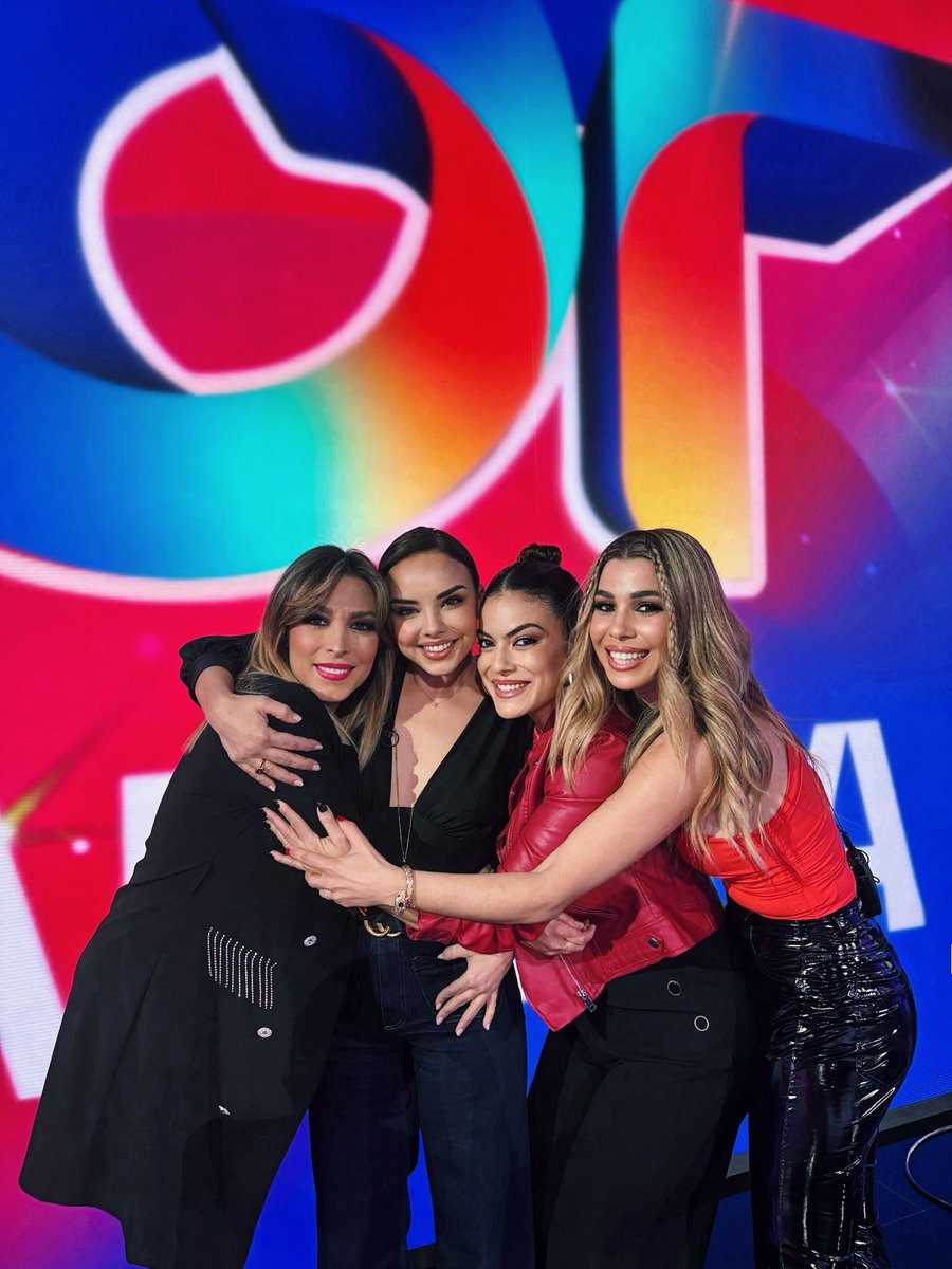 y se hizo la magia ✨🩷 gracias a <a href="/OT_Oficial/">Operación Triunfo</a> por hacer posible este momento