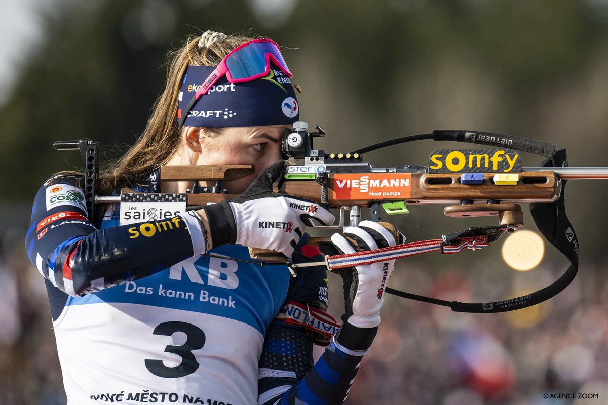 Ski_Chrono's tweet image. 🚨🚨🥇Justine Braisaz-Bouchet championne du monde de la mass start, Lou Jeanmonnot médaillée de bronze, les Bleues finissent leurs Mondiaux comme elles les avaient commencé !