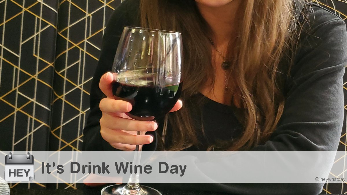 It's Drink Wine Day! 
#DrinkWineDay #NationalDrinkWineDay #RedWine