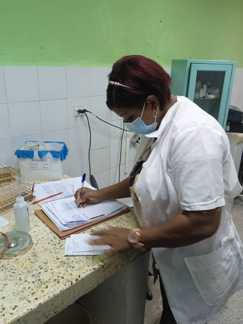 Labores diarias realizadas por nuestros colaboradores en el Cat Guaicaipuro 1  Estado Amazonas  #CubaporLaVida <a href="/CatGuaicaipuro1/">Cat Guaicaipuro1</a> <a href="/Cdi_gilberto/">CDI Gilberto Rodríguez</a> <a href="/MaylenSelles/">Maylen Garcia Selles</a> <a href="/yoandi1658348/">yoandi</a>