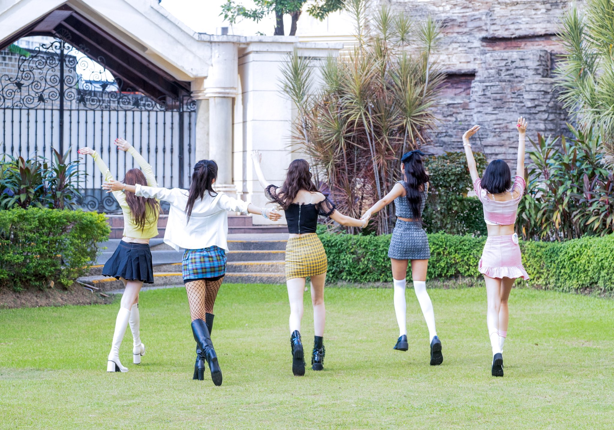 GGnACEhaIAAMhXA?format=jpg&name=large