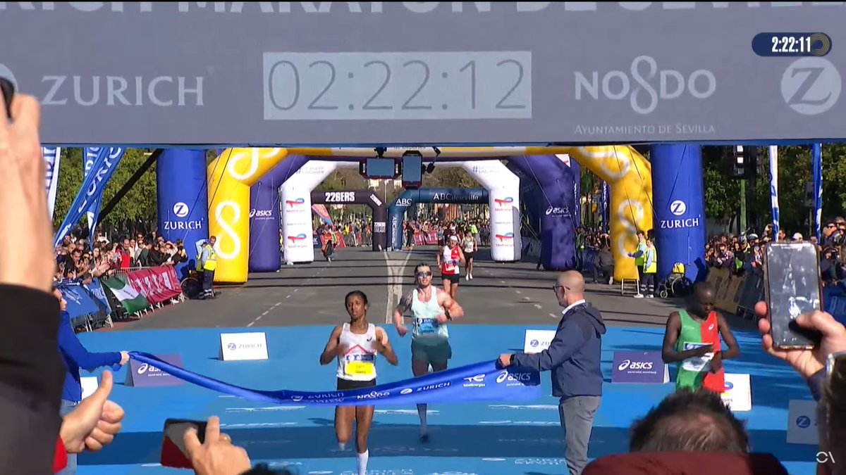 Podio categoría femenina ♀️ <a href="/MaratonSevilla/">Zurich Maratón de Sevilla</a>

🥇 Azmera Gebru 🇪🇹 – 2:22:13
🥈 Josephine Chepkoech 🇰🇪 –  2:22:38
🥉 Magdalyne Masai 🇰🇪  – 2:22:51