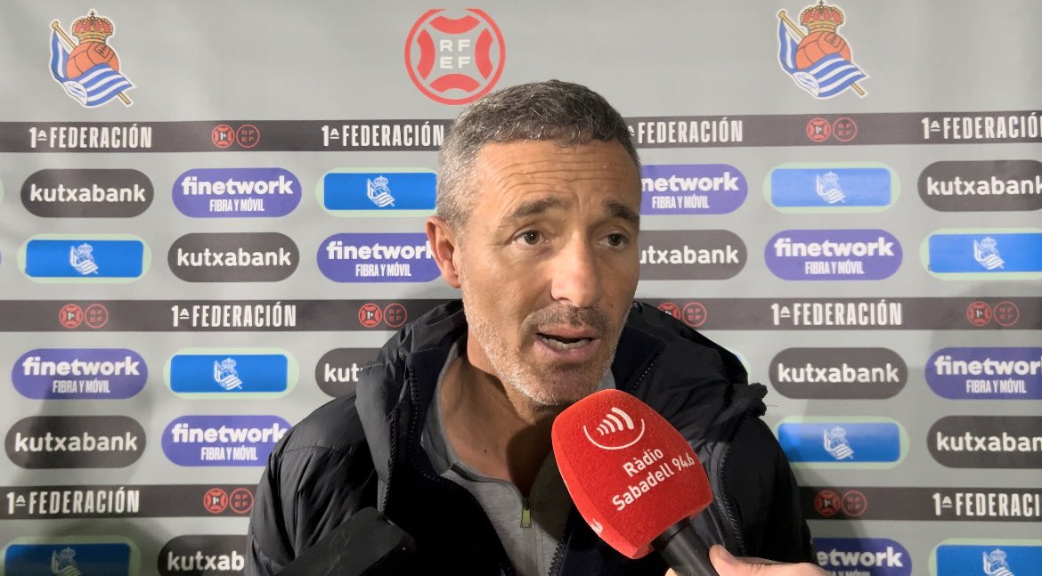 CESabadell's tweet photo. 🎙️ Óscar Cano: “És un repte per a nosaltres que hagin emergit aquests nois tan joves i que estimen tant al Sabadell. Que ho estiguin fent d’aquesta forma és motiu d’orgull”

📺 Repassa la roda de premsa posterior al #RealBSabadell a https://t.co/sDkUv29YBL

#EscollimElSabadell https://t.co/KE5eJNaE3b