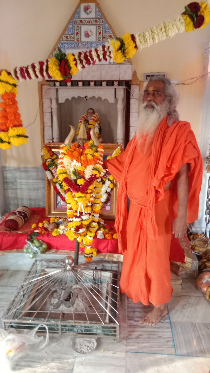 JanamBaba's tweet photo. जय जय सिया राम
संत श्री राम बाबा https://t.co/OcSg0xmONu
