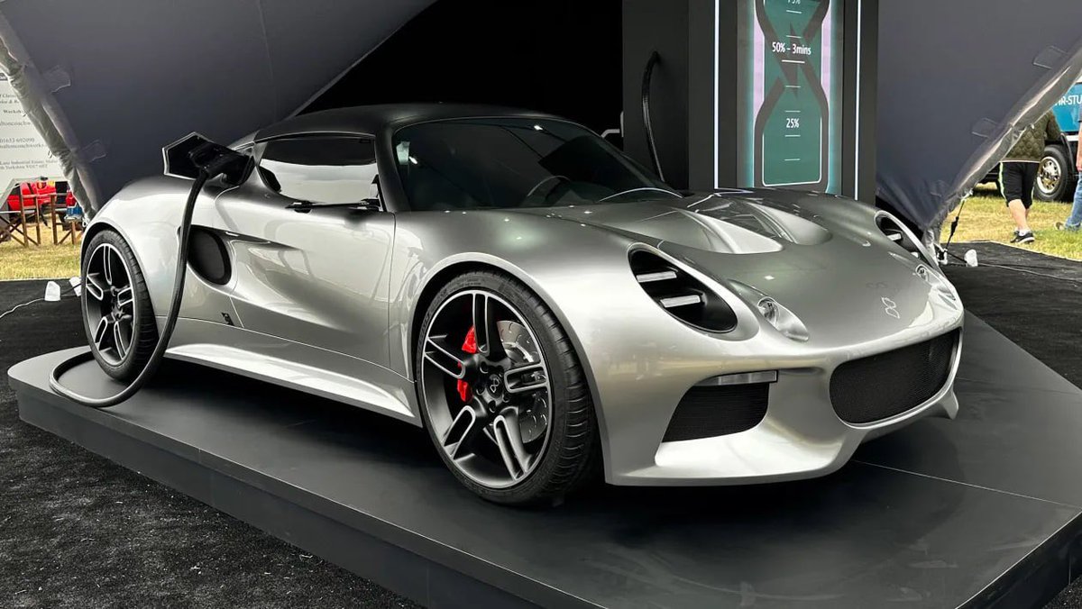 mgtechzone's tweet image. Nyobolt EV unveiled!

• 450HP &amp;amp; 476NM
• 35Kwh battery
• 0-100% Battery in 6 minutes
• Range up to 250 Km
• 1300Kg