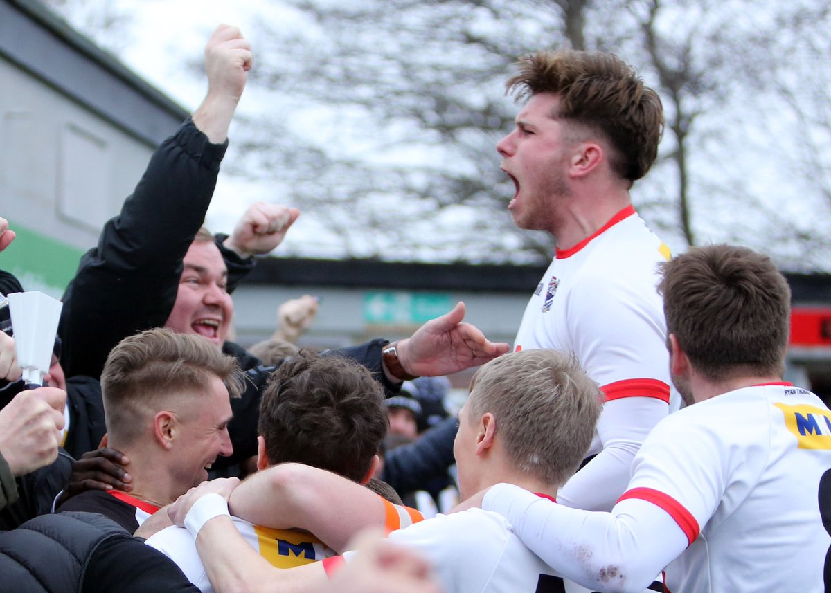 Morning all, long day yesterday, large coffee in hand and now time to review the rollercoaster of Deal Town FC's last FA Vase 5th round tie down at Bridgwater, could take a while.