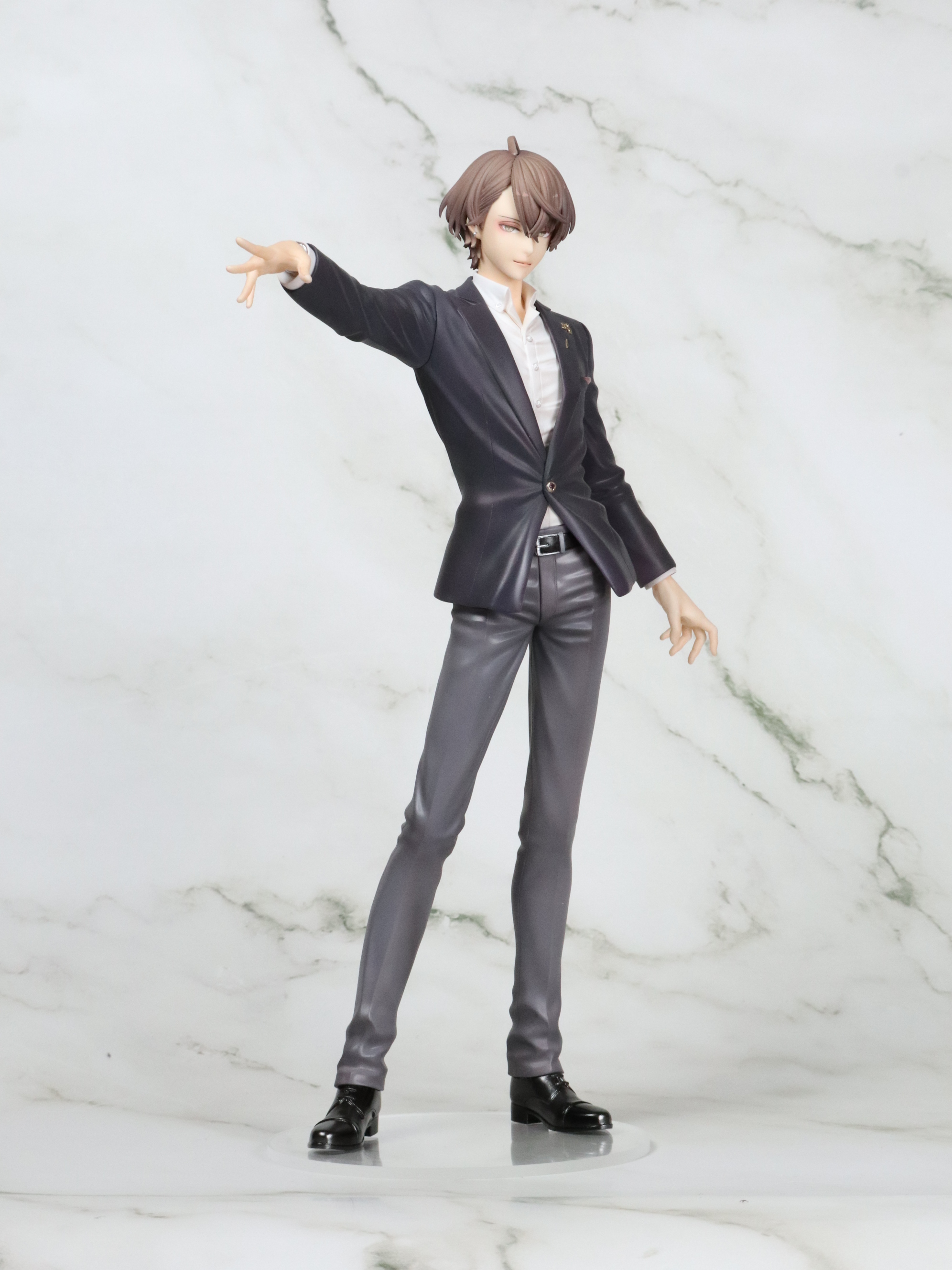 ヤ*告様 メイド美兎 ガレージキット にじさんじ wf2024 月ノ美兎 ガレージキット メイド美兎｜Yahoo!フリマ（旧PayPay