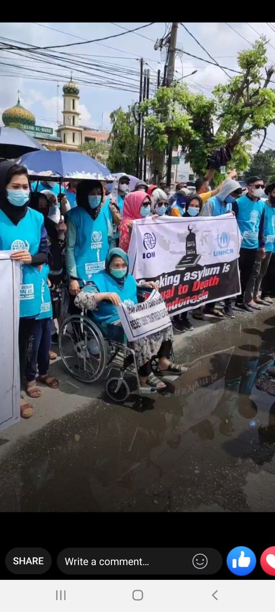 #End12YearsInLimbo_Indonesia
مهاجرت جرم نیست و انتخاب پناهندگان و پناهجویان افغانستانی هزاره مهاجرت نبوده است، بلکه از ظلم ، تبعیض سیستماتیک، نسل کشی و کشتارهای جمعی در مراکز آموزشی برای پیشرفت تحصیل عیله هزاره ها در افغانستان مجبور شده،
  که تا راه مهاجرت را انتخاب کردند!