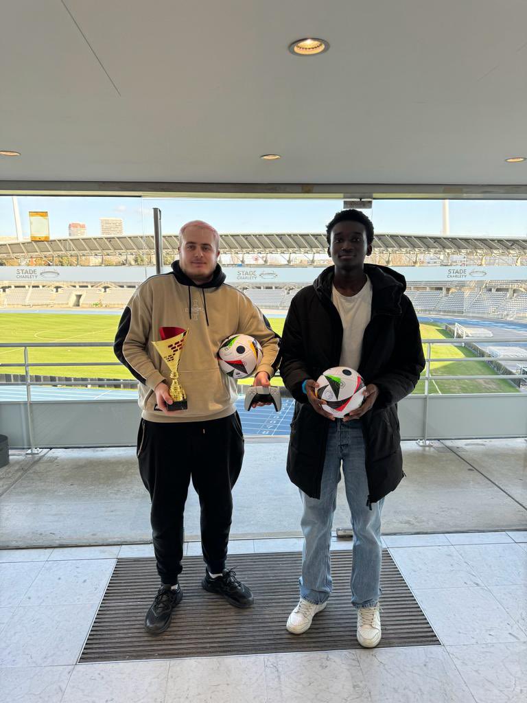 Un grand bravo à Adrian🥇et Gilbon🥈pour leur qualification à la finale de la SMS E-Sport Cup !  
Merci à tous les participants d’avoir rendu la sélective du 17 février aussi passionnante. 🎮🔥
#eSports #EAFC #WINNER #football