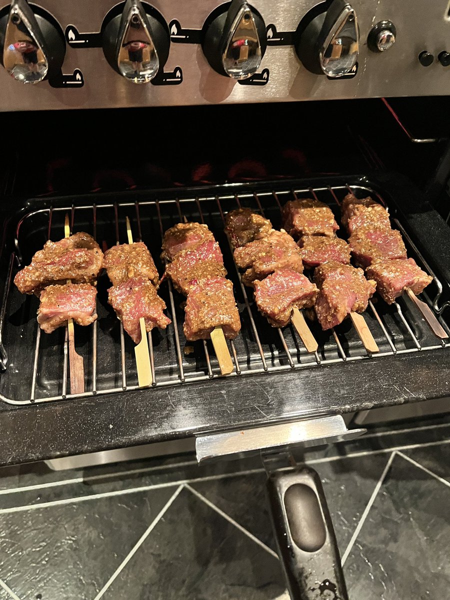 lee_wilkinson2's tweet photo. Getting into a regular satay weekend! This time it is beef satay - besutiful meat marinating in some real far eastern flavour. Quick to cook under grill or BBQ and serve up with a salad! 

Another recipe from #RickStein cookbook

#Homemade #WilkoCooks #YesToMeat #FarEast #Beef https://t.co/IOBdi2bFsy