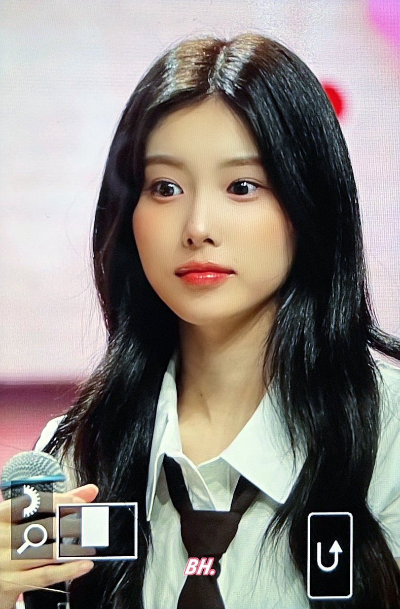 BH705's tweet image. 240218 🇹🇼팬미팅 2부 프리뷰 #강혜원 

2부 의상 킹름다워효😭

#HYEWON #KangHyewon #カンヘウォン
@hyemu_official