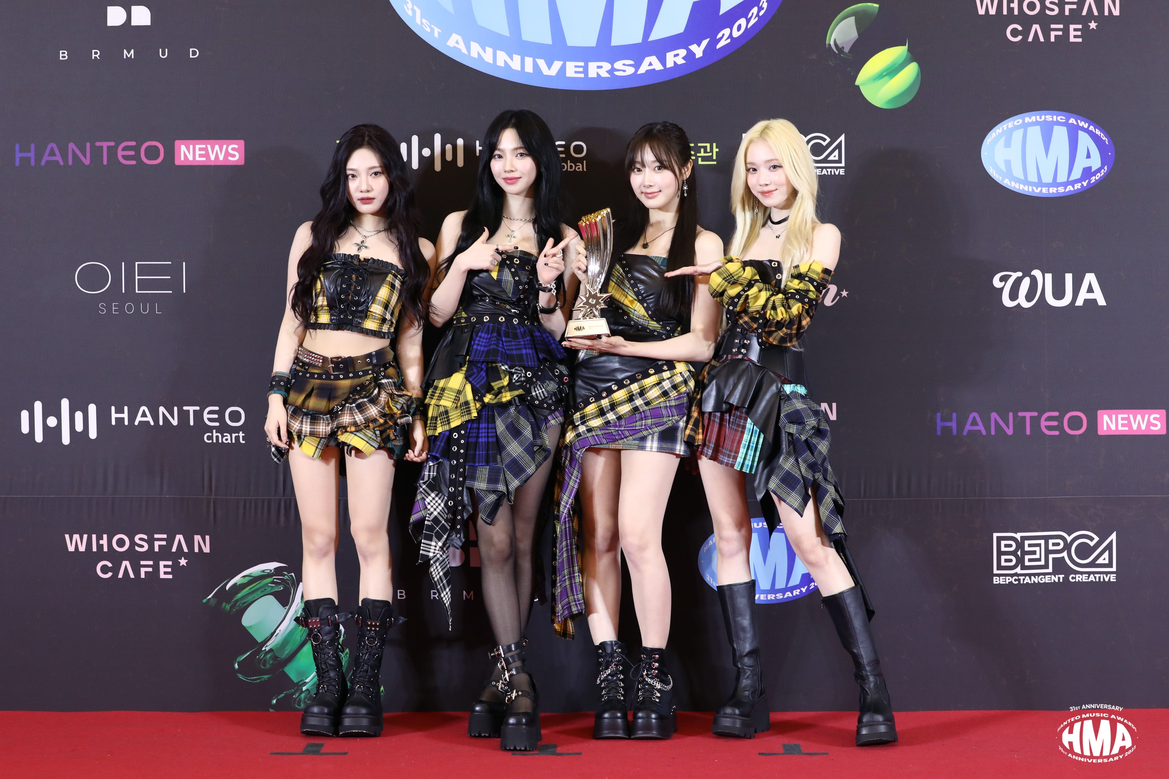 GGnO4fqawAEKznf?format=jpg&name=4096x4096