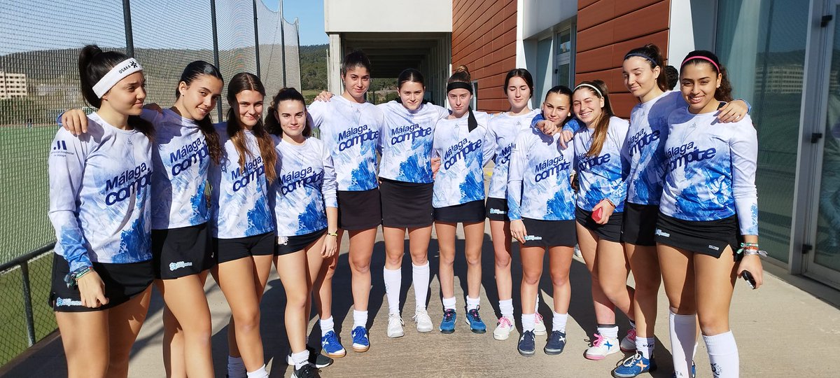 LaCandelaria_hockey tweet media