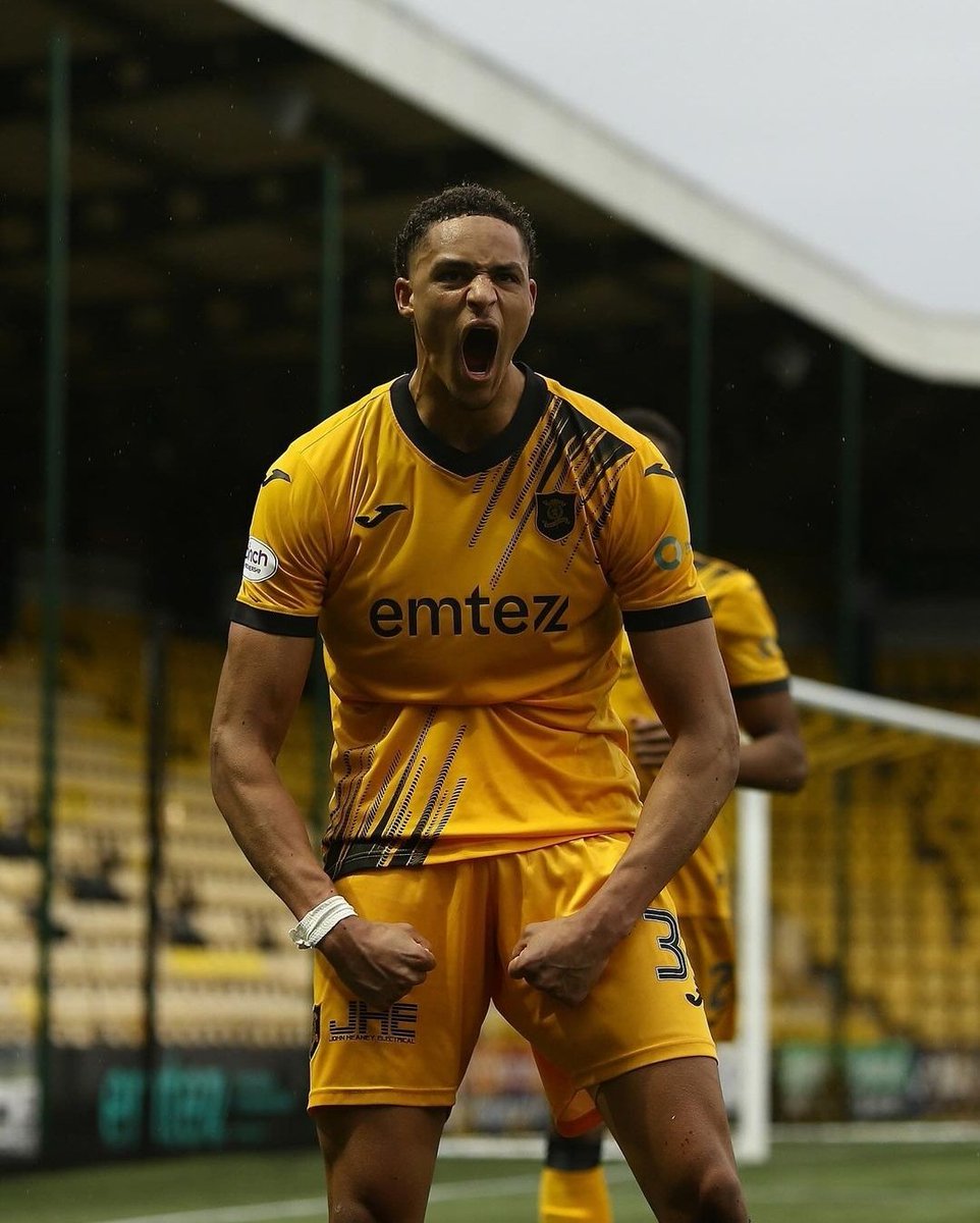 AscendSportsG's tweet photo. Two goals in two games for @Yengii10 as @LiviFCOfficial earn three crucial points against @saintmirrenfc in the Scottish Premiership https://t.co/EWTUJNCL5W